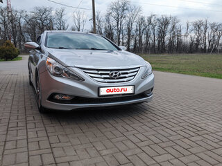 2013 Hyundai Sonata VI (YF), серый, 1400000 рублей, вид 4