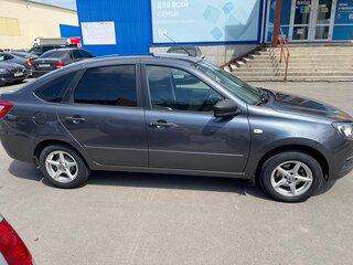 2021 Lada (ВАЗ) Granta I Рестайлинг, серый, 610000 рублей, вид 4