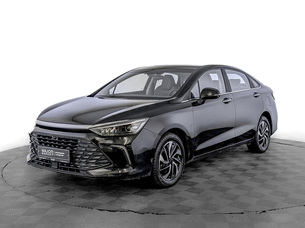Открыть фотографии: BAIC U5 Plus
