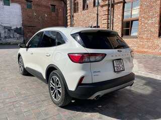 2020 Ford Escape IV, белый, 1550000 рублей, вид 5