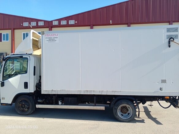 2017 Isuzu Elf (N-series), белый, 2000000 рублей - вид 6