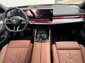 2025 BMW 5 серии 530e xDrive VIII (G60/G61/G68), чёрный, 9600000 рублей - вид 9