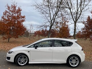 2012 SEAT Leon II Рестайлинг, белый, 930000 рублей, вид 3