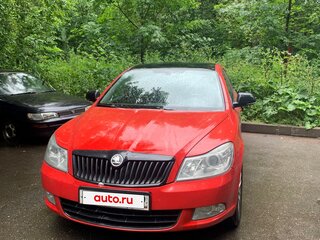 2010 Skoda Octavia II (A5) Рестайлинг, красный, 800000 рублей, вид 1