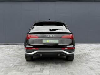 2021 Audi Q5 Sportback L 45 TFSI I (FY), чёрный, 4095000 рублей, вид 4