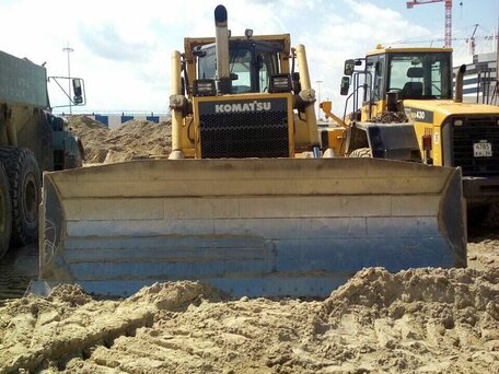 2004 Komatsu D85, жёлтый, 8500000 рублей, вид 5