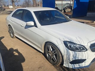 2015 Mercedes-Benz E-Класс 200 IV (W212, S212, C207) Рестайлинг, белый, 2300000 рублей, вид 3