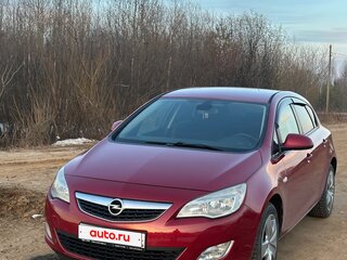 2011 Opel Astra J, красный, 849000 рублей, вид 2