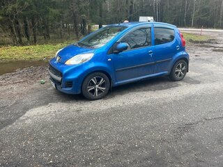 2009 Peugeot 107 I Рестайлинг, синий, 395000 рублей, вид 1