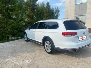 2018 Volkswagen Passat Alltrack B8, белый, 2420000 рублей, вид 5