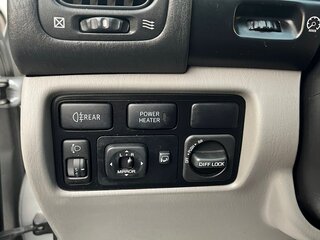 2007 Toyota Land Cruiser 100 Series Рестайлинг 2, серебристый, 2850000 рублей, вид 5