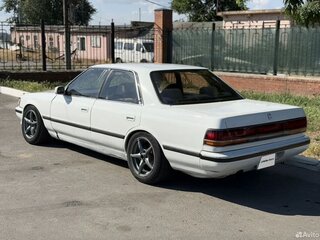 1990 Toyota Chaser IV (X80), белый, 790000 рублей, вид 3