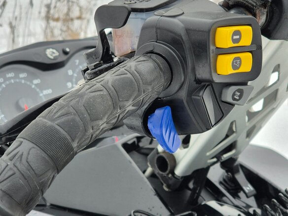 2012 BRP Ski-Doo Summit 800, серый, 690000 рублей - вид 11