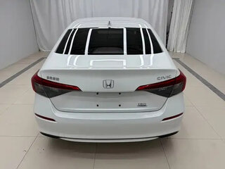 2022 Honda Civic XI, белый, 1820000 рублей, вид 5