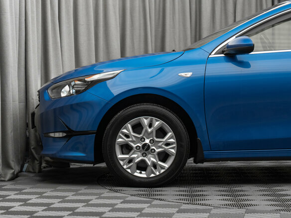2021 Kia Ceed III Рестайлинг, синий - вид 22