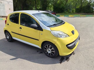 2008 Peugeot 107 I, жёлтый, 350000 рублей, вид 2