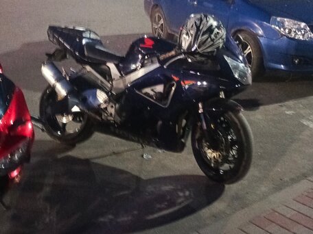 2000 Honda CBR 929RR Fireblade, фиолетовый, 300000 рублей, вид 1