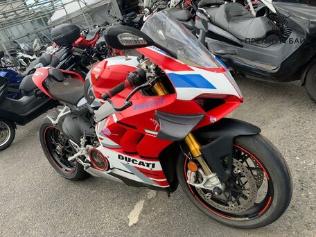 2019 Ducati Panigale V4, красный, 1899000 рублей, вид 3