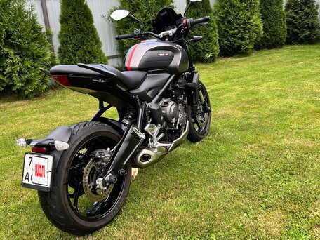 2021 Triumph Trident 660, чёрный, 700000 рублей, вид 2
