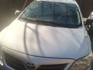 2010 Toyota Corolla X (E140, E150) Рестайлинг, серый, 750000 рублей, вид 2