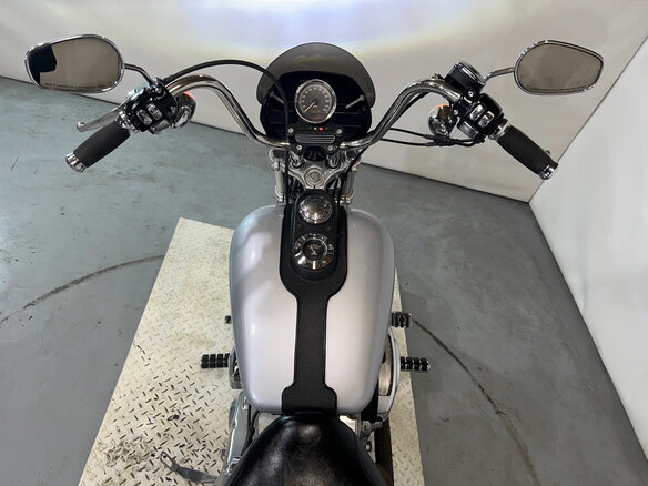 2002 Harley-Davidson Dyna Super Glide, серебристый, 650000 рублей - вид 22