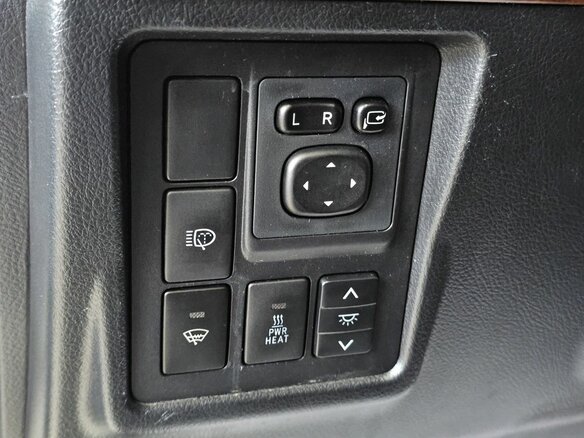 2010 Toyota Land Cruiser Prado 150 Series, белый - вид 12