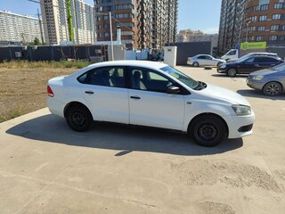 2014 Volkswagen Polo V, белый, 590000 рублей, вид 2