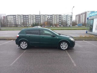 2004 Opel Astra H, зелёный, 250000 рублей, вид 3