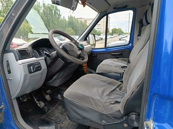 2011 ГАЗ ГАЗель (2705), синий, 340000 рублей - вид 9