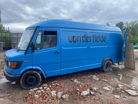 1992 Mercedes-Benz T1, синий, 650000 рублей, вид 2