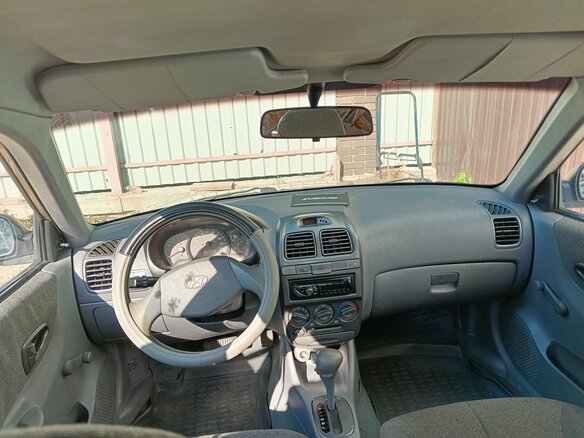 2006 Hyundai Accent ТагАЗ II, бежевый, 330000 рублей - вид 5