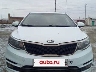 2016 Kia Rio III Рестайлинг, белый, 620000 рублей, вид 1