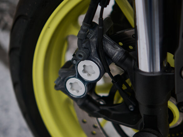 2017 Yamaha MT-09 (FZ-09), серый, 999999 рублей - вид 3