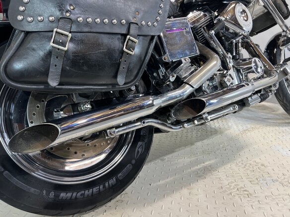 1985 Harley-Davidson Dyna Wide Glide, чёрный, 980000 рублей - вид 25