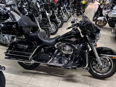 2008 Harley-Davidson Electra Glide, чёрный, 855000 рублей, вид 2