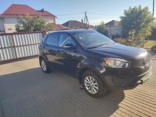 2014 SsangYong Actyon II Рестайлинг, чёрный, 900000 рублей, вид 4