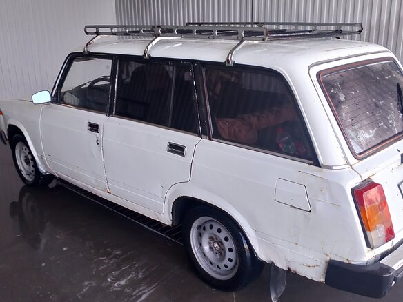 2003 Lada (ВАЗ) 2104 4-speed, белый, 160000 рублей - вид 2