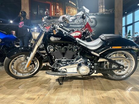 2023 Harley-Davidson Fat Boy, чёрный, 3750000 рублей, вид 5