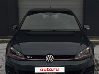 2017 Volkswagen Golf GTI VII Рестайлинг, серый, 1680000 рублей, вид 2