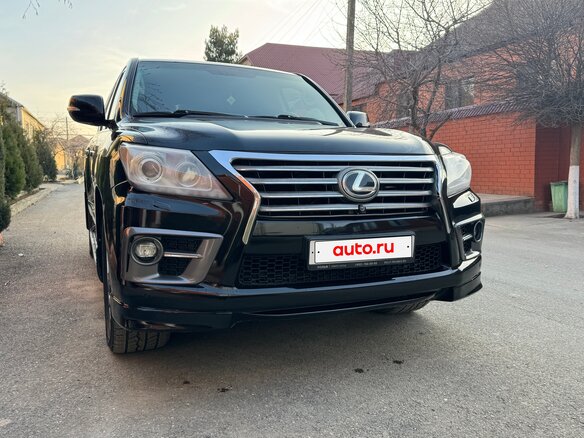2008 Lexus LX 570 III, чёрный, 2550000 рублей - вид 3