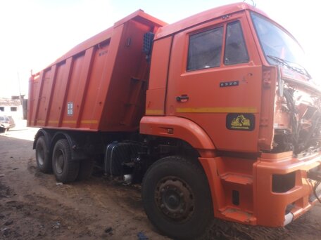 2021 КамАЗ 65207, красный, 742500 рублей, вид 3