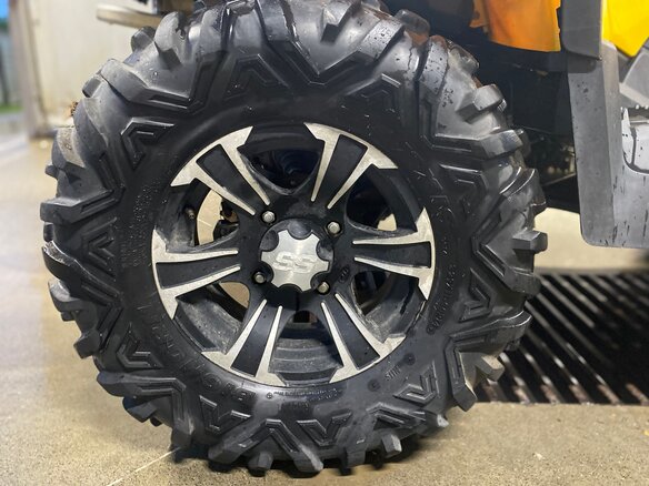 2013 BRP Can-Am Outlander MAX 500, жёлтый, 800000 рублей - вид 8