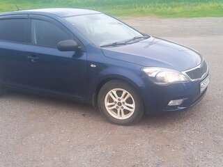2010 Kia Ceed I Рестайлинг, синий, 600000 рублей, вид 3
