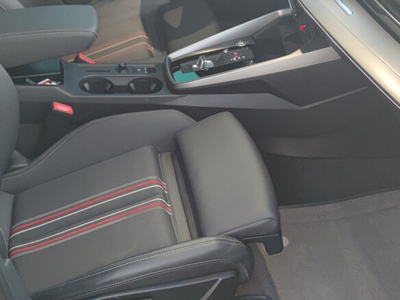 2021 Audi A3 Sportback 35 TFSI IV (8Y), серый, 2450000 рублей - вид 34