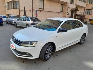 2018 Volkswagen Jetta VI Рестайлинг, белый, 1550000 рублей, вид 1