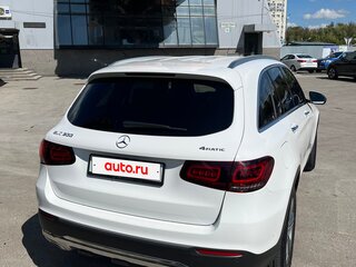 2020 Mercedes-Benz GLC 300 I (X253) Рестайлинг, белый, 3600000 рублей, вид 3