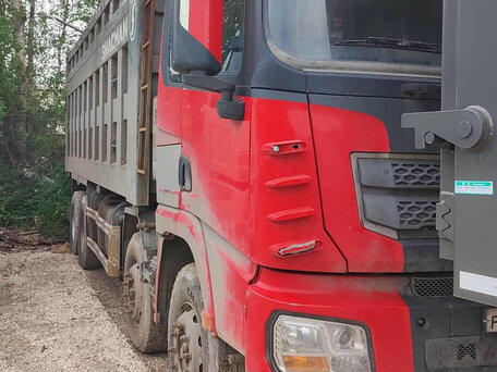 2022 Shacman (Shaanxi) SX3316, красный, 3130000 рублей, вид 3