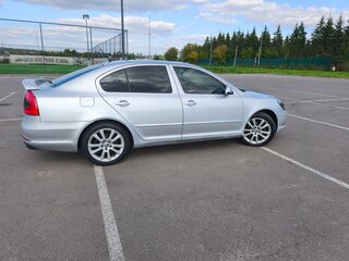 2011 Skoda Octavia DSG7 II (A5) Рестайлинг, серебристый, 850000 рублей, вид 4