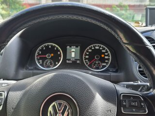 2013 Volkswagen Tiguan I Рестайлинг, серебристый, 1200000 рублей, вид 3