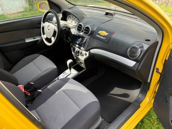 2008 Chevrolet Aveo I Рестайлинг, жёлтый, 470000 рублей - вид 17